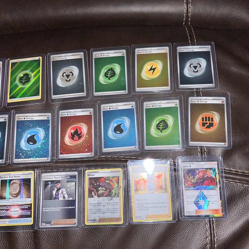 Lot of 19 Unused Holo Trainer and Energy Cards in Sleeves and Top Loaders - Picture 5 of 7